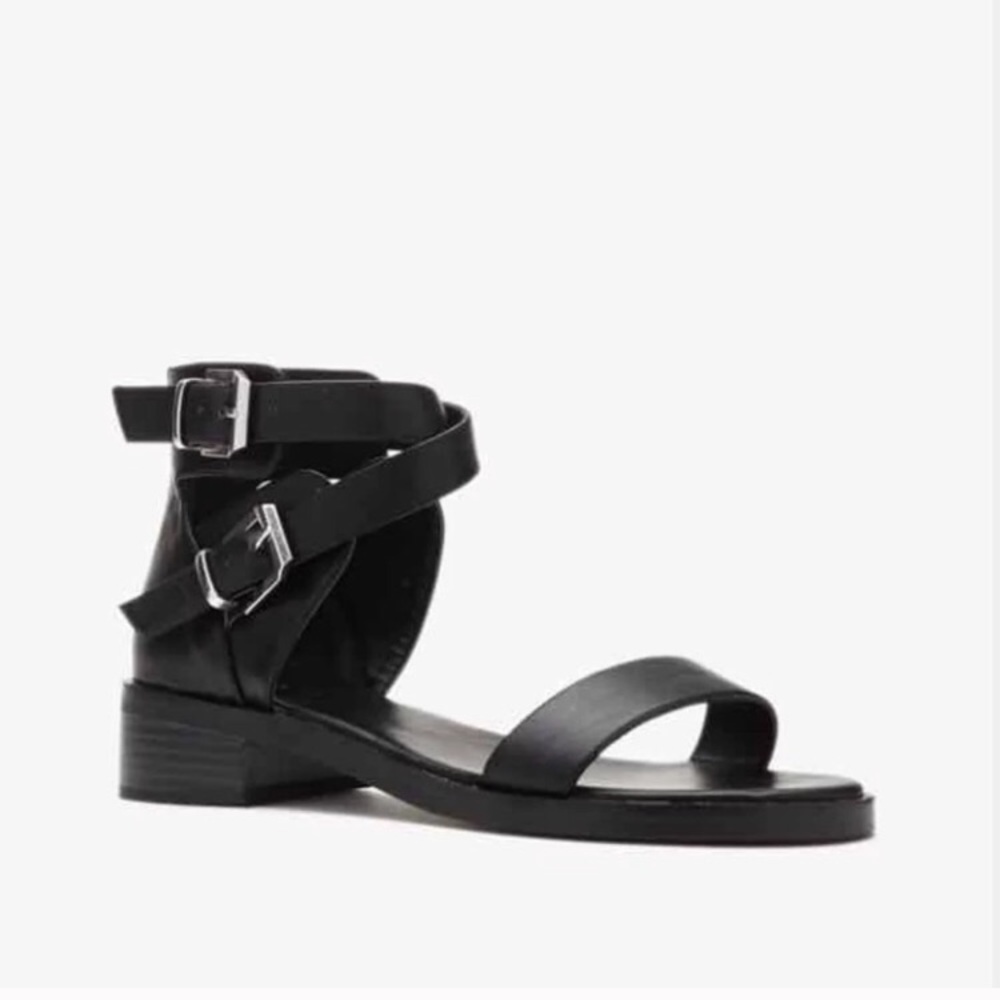 Criss Cross Strap Sandals